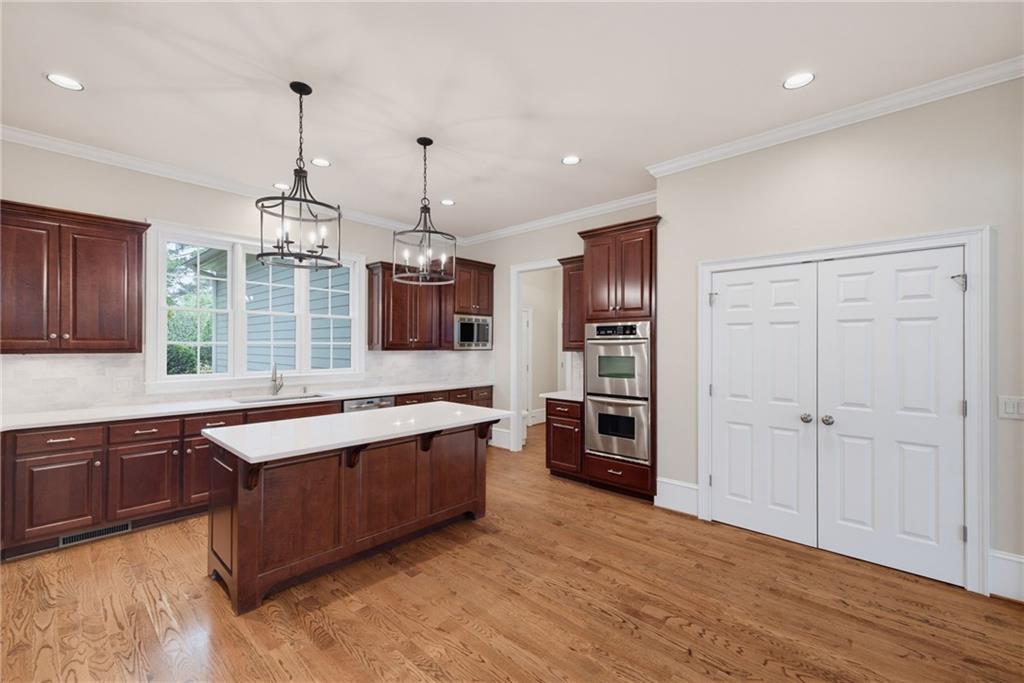 4812 Ridgeview Road Atlanta, GA 30338 - Photo 10 of 39 Gallery Image 10