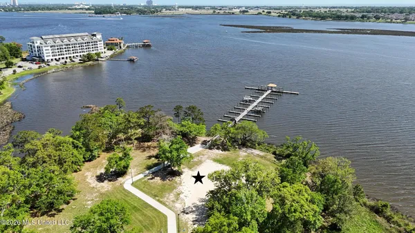 $265,000 | 40 Savannah Estates Boulevard, Biloxi, MS 39532