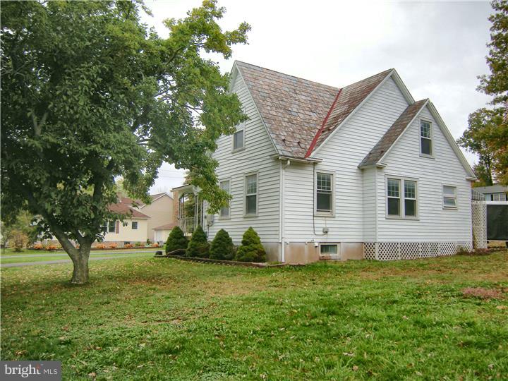 553 Portzer Road Quakertown, PA 18951 - Photo 3 of 16 Gallery Image 3
