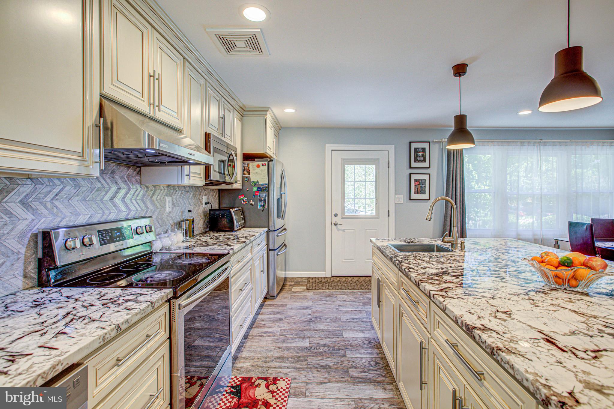 8000 Brompton Street Springfield, VA 22152 - Photo 23 of 81