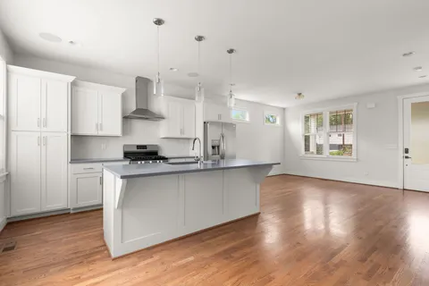 $499,900 | 1702 A Simpkins Street, Nashville, TN 37208