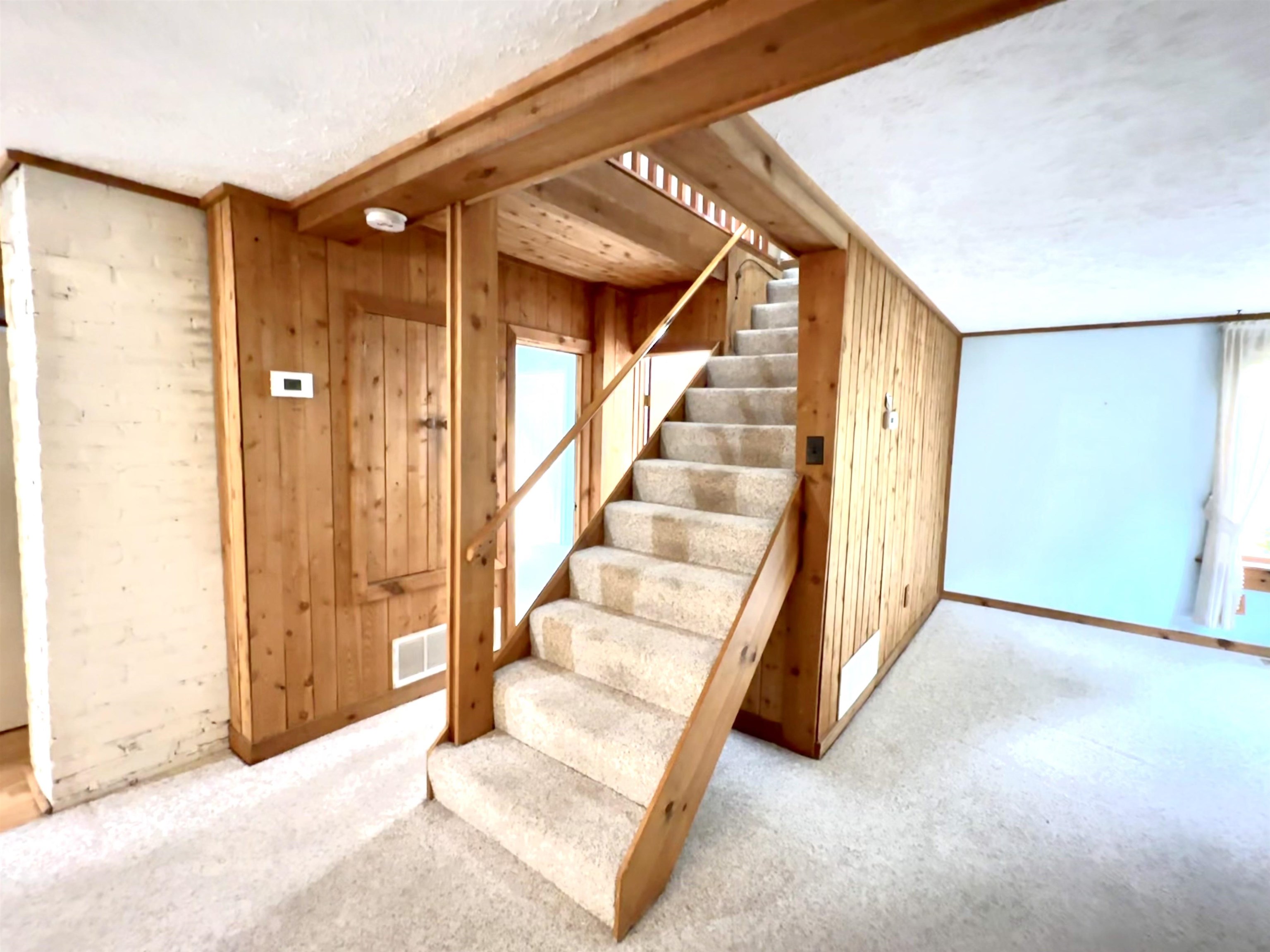 9067 East Lincoln Road Cedar, MI 49621 - Photo 15 of 20 1939786-6e289d32-529e-44ed-bbc0-18b2c687848b.JPG