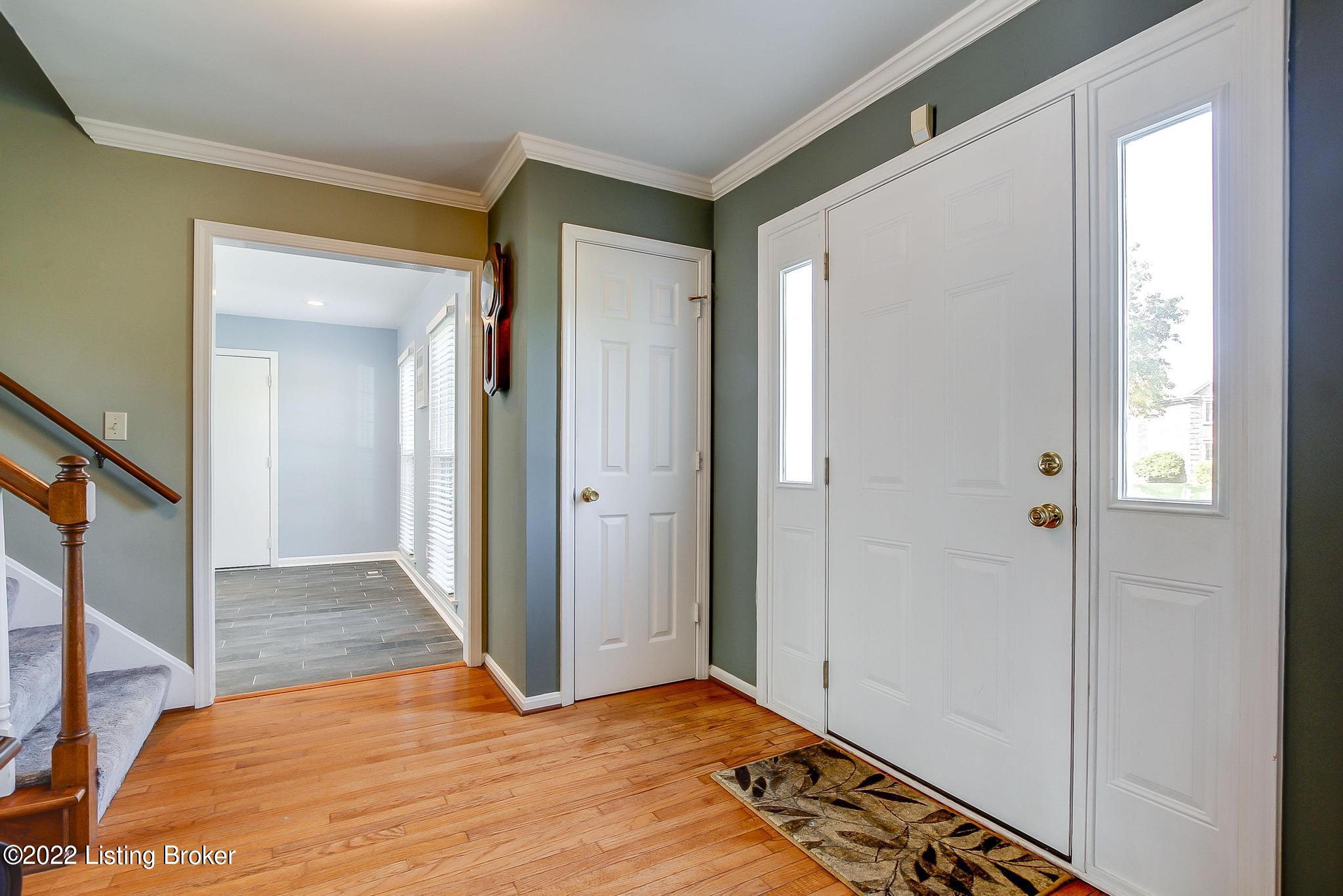 3400 Trail Ridge Road Louisville, KY 40241 - Photo 5 of 67 Foyer