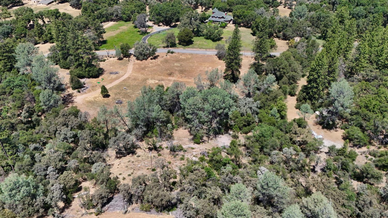 21833 McCourtney Road Grass Valley, CA 95949 - Photo 11 of 40 an aerial view of a houses with a yard