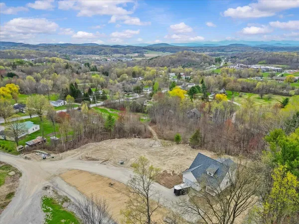 $224,900 | 7 Theresa Way, Unit 7, Hinesburg, VT 05461