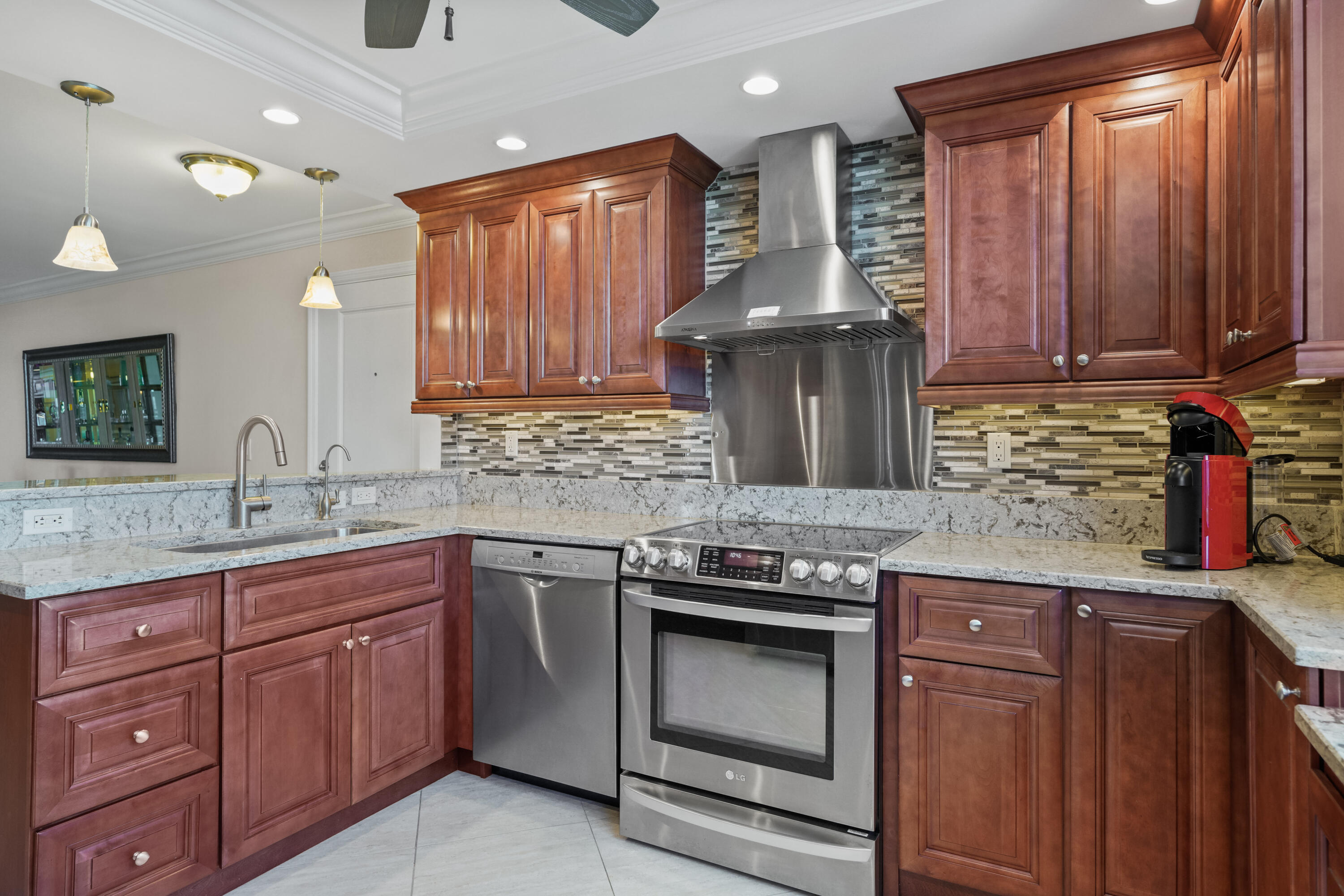 911 Ocean Drive, Unit 506 Juno Beach, FL 33408 - Photo 18 of 68 _MLP9446_1