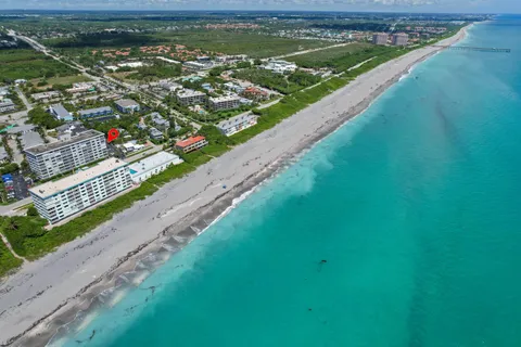 $995,000 | 911 Ocean Drive, Unit 506, Juno Beach, FL 33408