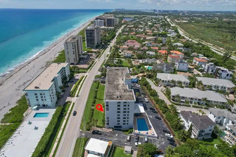 $995,000 | 911 Ocean Drive, Unit 506, Juno Beach, FL 33408