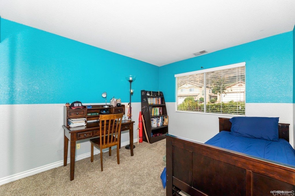 1840 Century Way Escondido, CA 92026 - Photo 31 of 36 a view of a livingroom with furniture and window