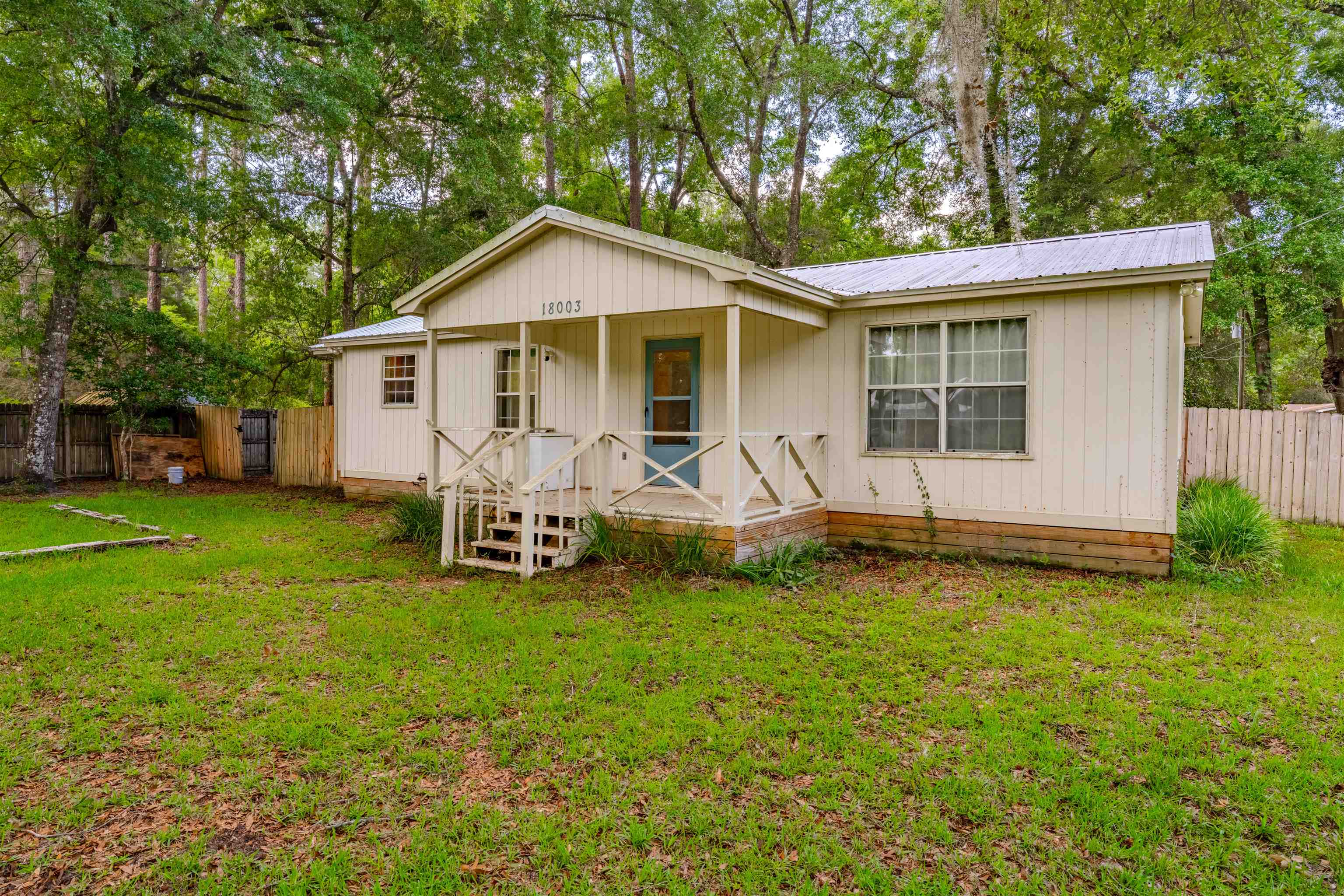 18003 Rakestraw Drive Tallahassee, FL 32310 - Photo 4 of 31