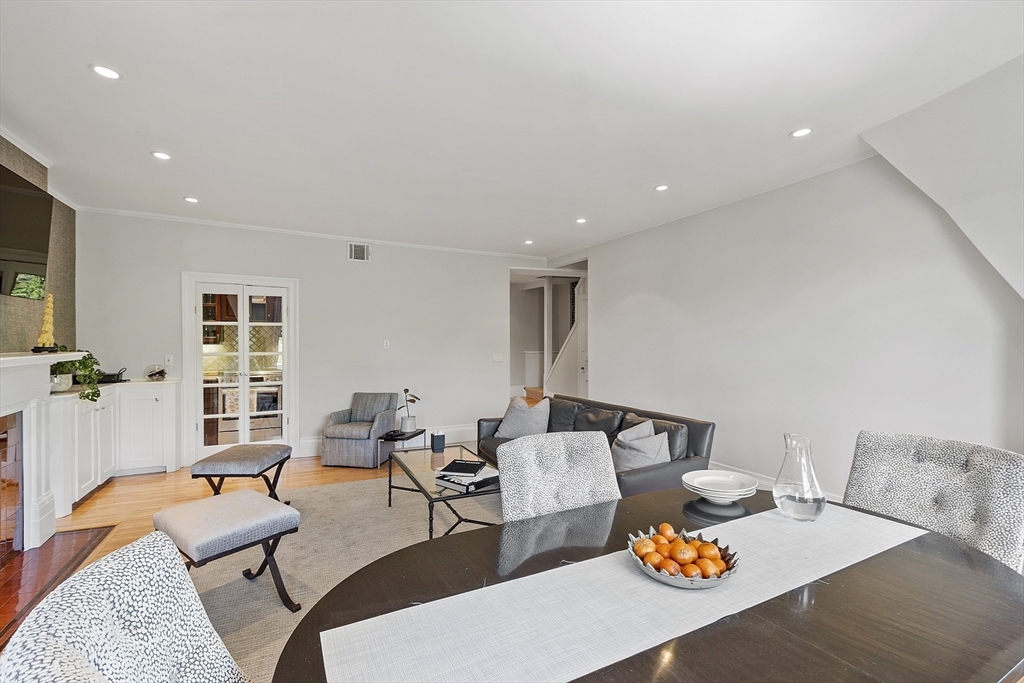 178 Commonwealth Avenue, Unit PH Boston, MA 02116 - Photo 4 of 28