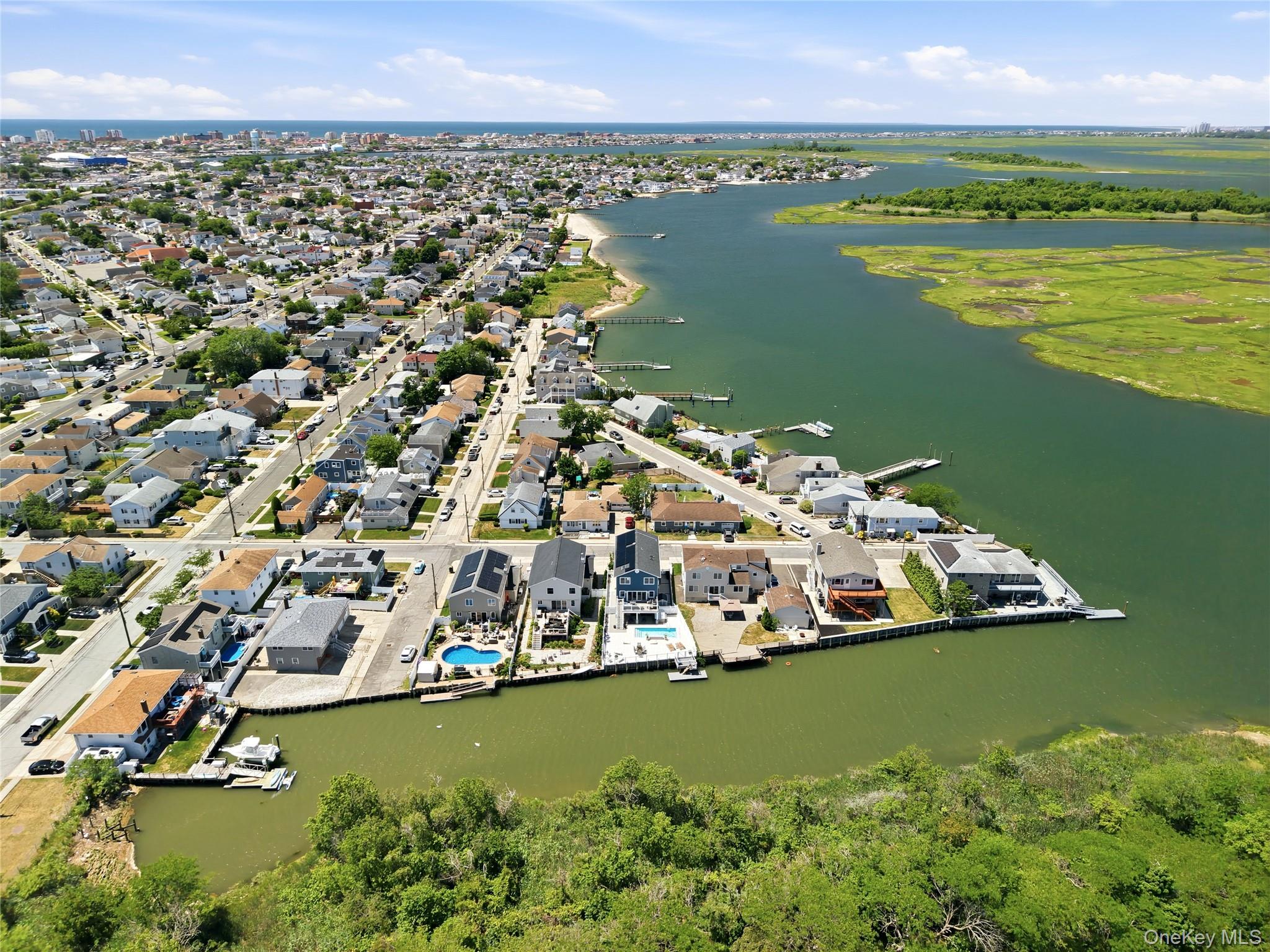 35 Redfield Road Island Park, NY 11558 - Photo 47 of 50