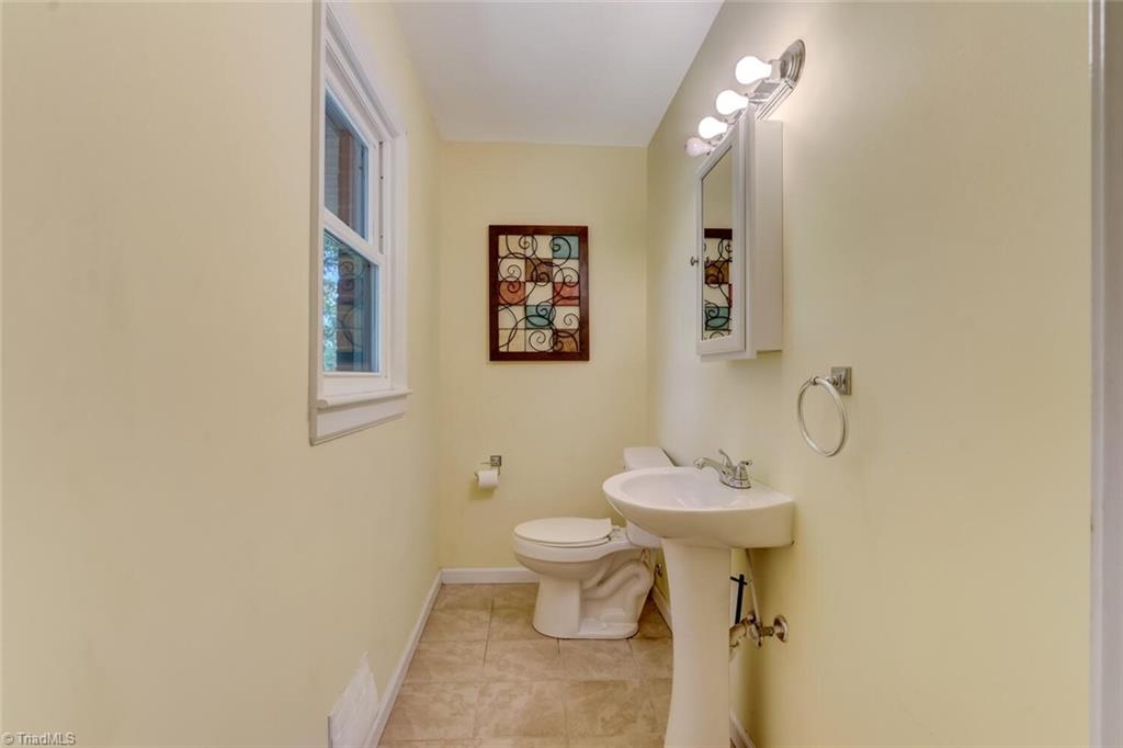 509 McCoy Road Reidsville, NC 27320 - Photo 14 of 25 Gallery Image 14