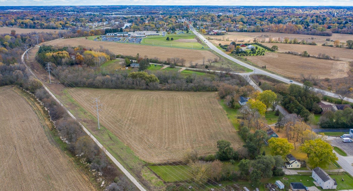 Lt1 Sleepy Hollow Road West Bend, WI 53090 - Photo 2 of 12 17