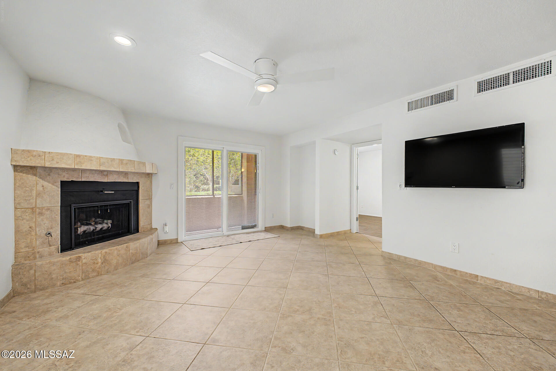 8271 North Oracle Road, Unit 149 Oro Valley, AZ 85704 - Photo 8 of 31