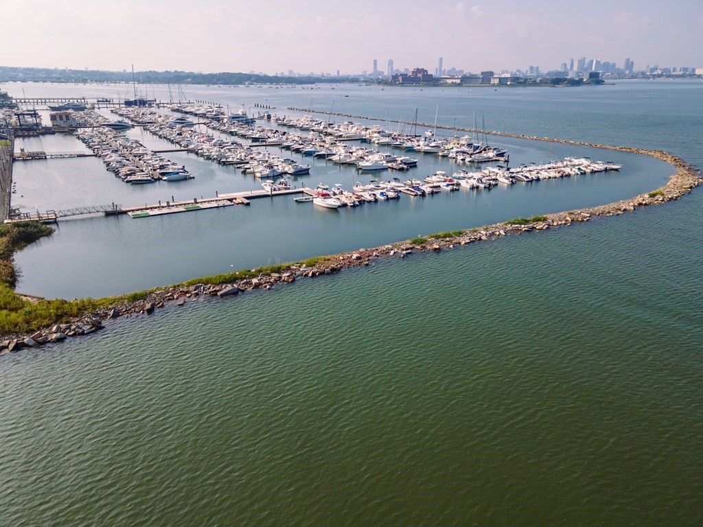 23 Harbourside Road, Unit 23 Quincy, MA 02171 - Photo 31 of 39 Gallery Image 31
