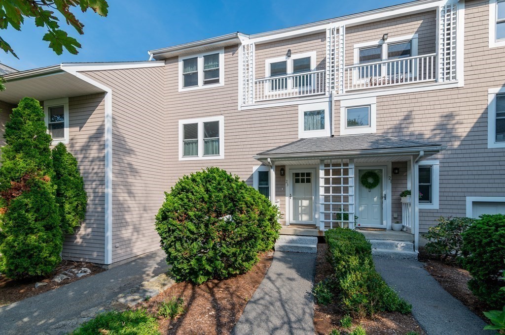 23 Harbourside Road, Unit 23 Quincy, MA 02171 - Photo 4 of 39 Gallery Image 4