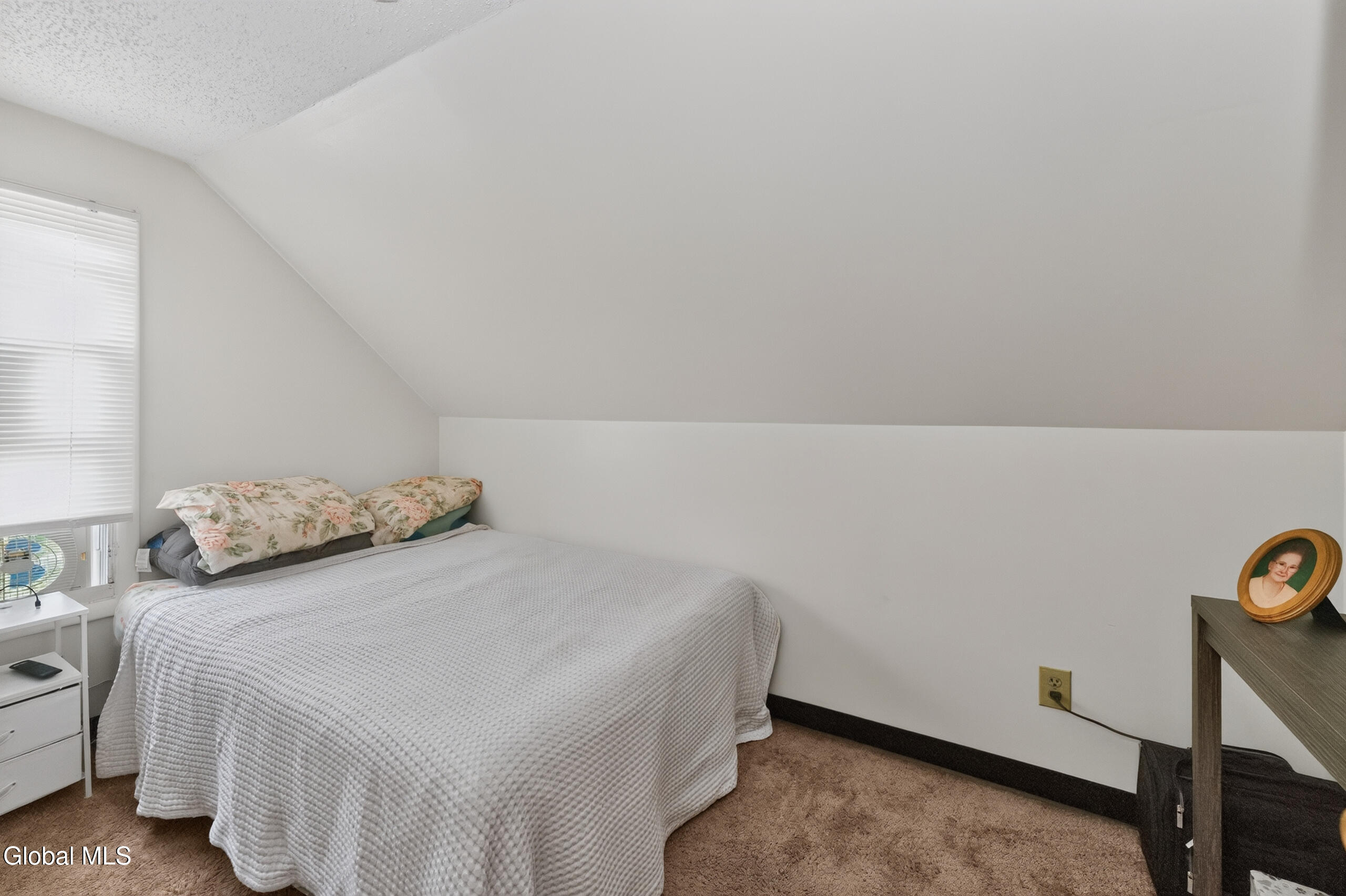 1015 1st Street Rensselaer, NY 12144 - Photo 22 of 27 8 Bedroom up 3