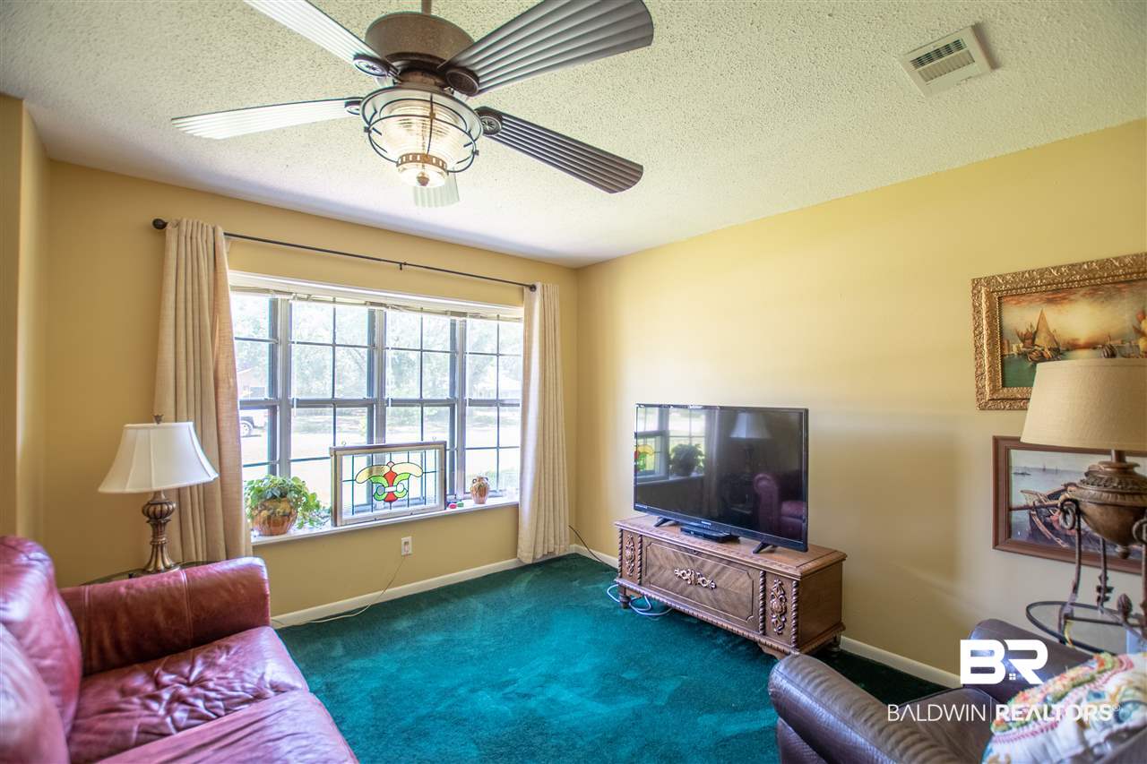 413 West Berry Avenue Foley, AL 36535 - Photo 4 of 32