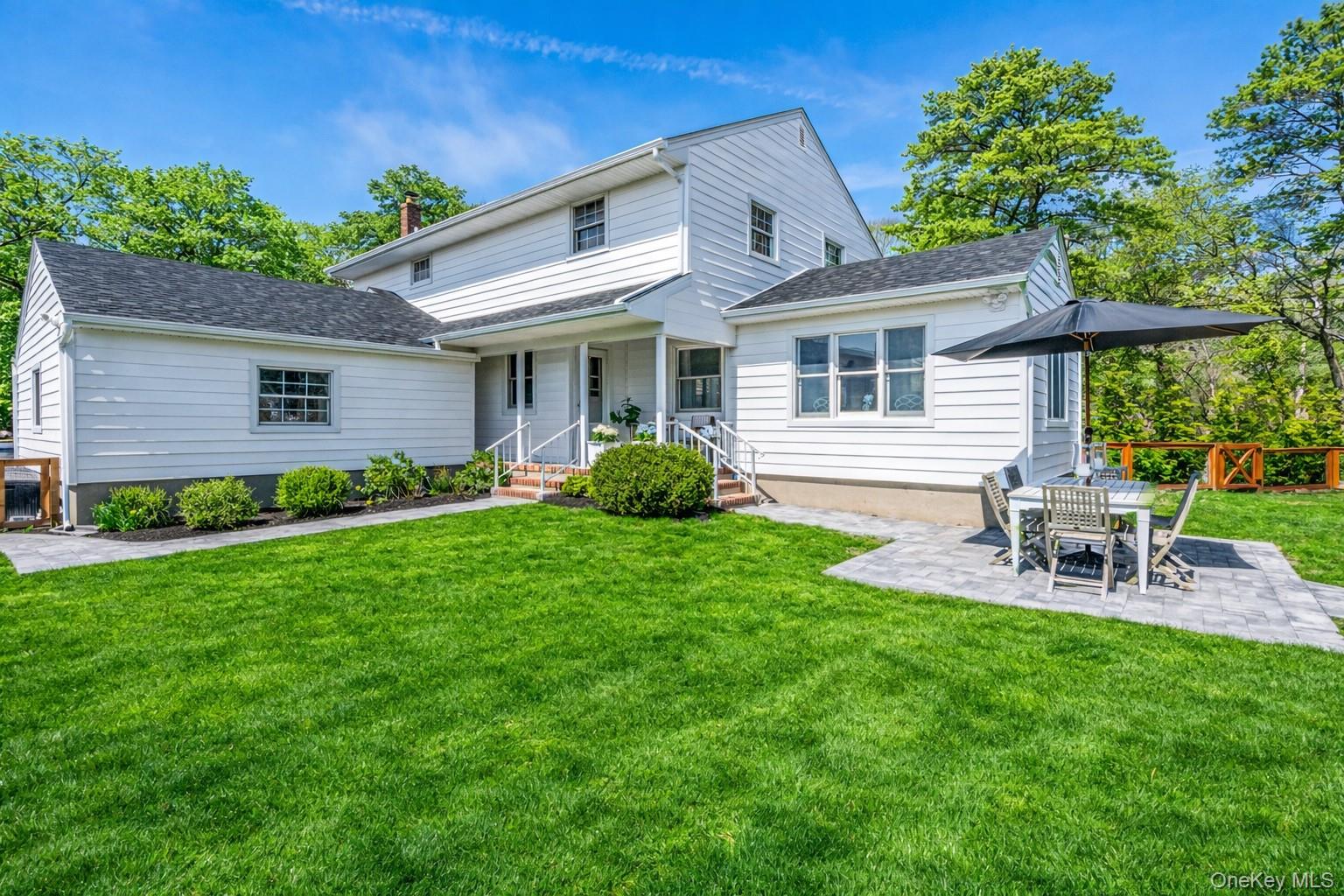 1 Marlin Road East Quogue, NY 11942 - Photo 18 of 27