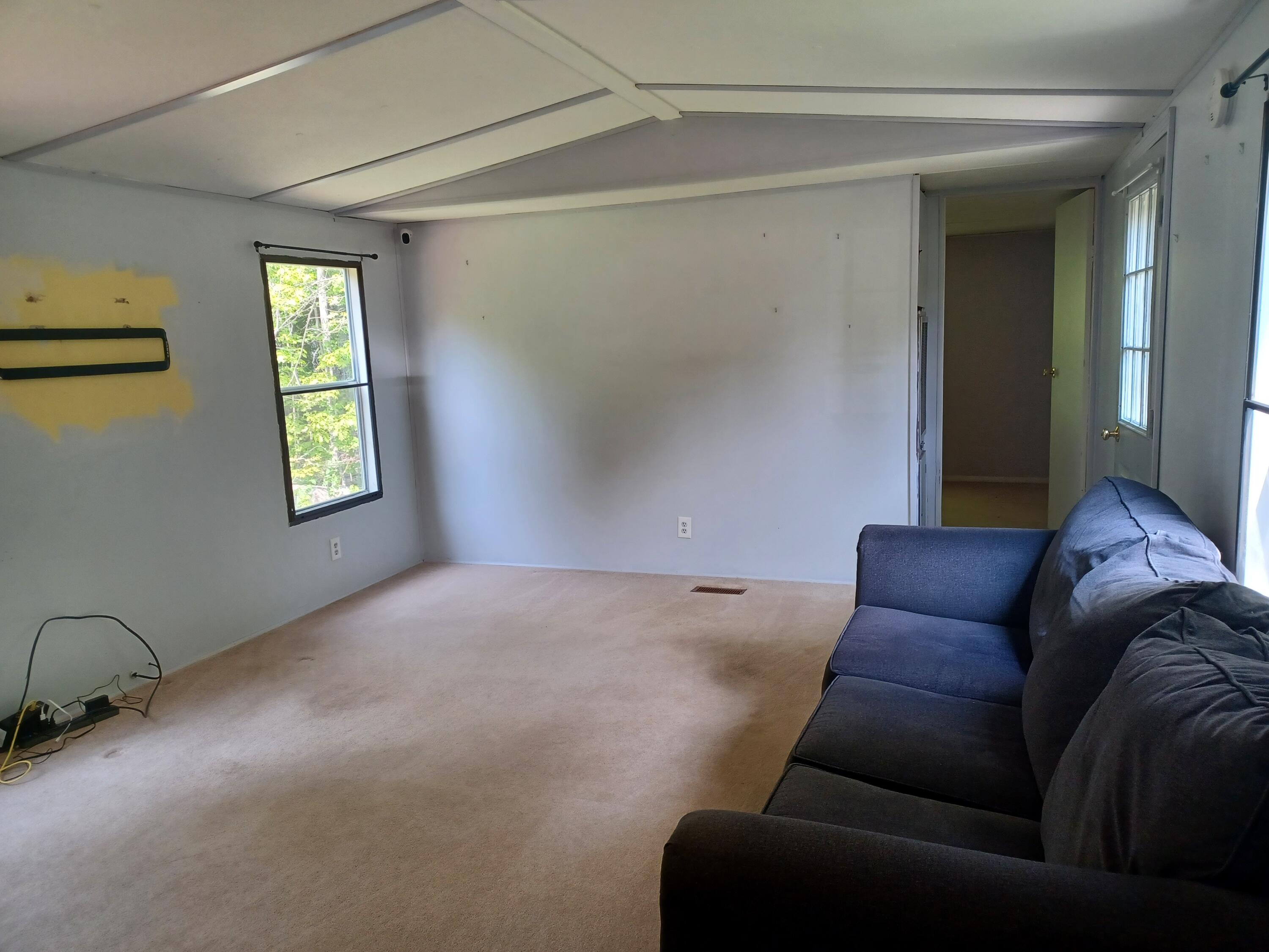 6 Paine Road Oxford, ME 04270 - Photo 6 of 18 Paine Rd Living Room