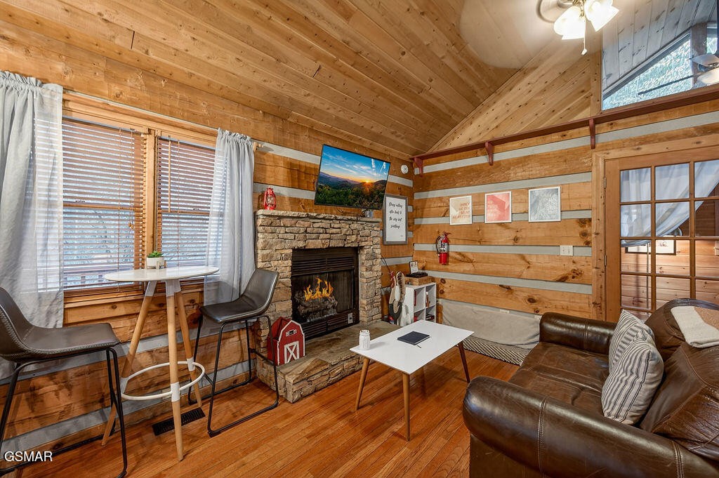 1525 Walt Price Road Sevierville, TN 37876 - Photo 9 of 28 Gallery Image 9