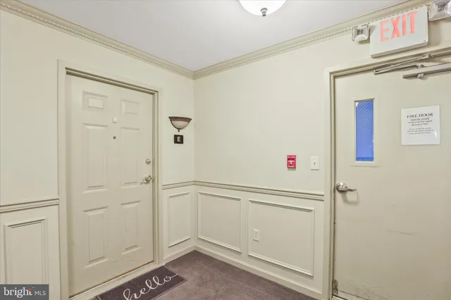 a view of utility room