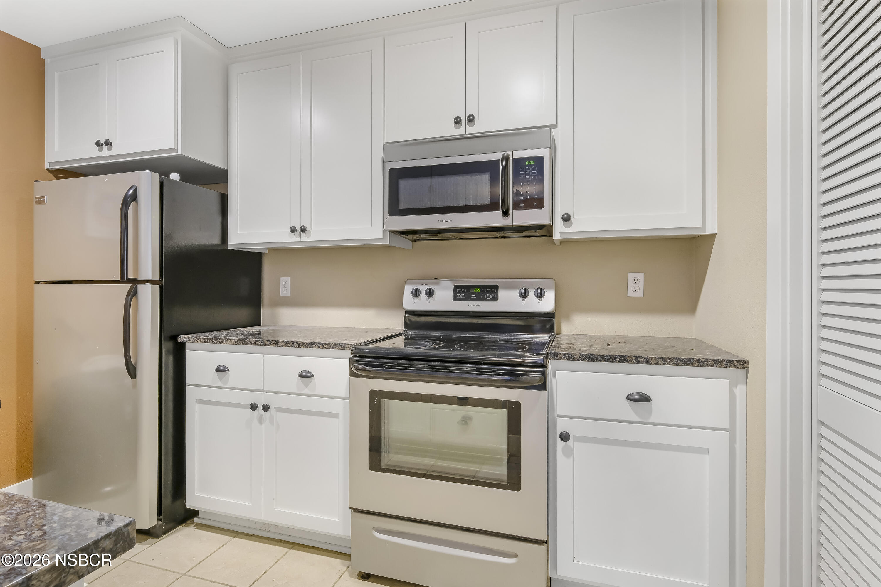 265 5th Street, Unit B Solvang, CA 93463 - Photo 6 of 17 265 5th St B