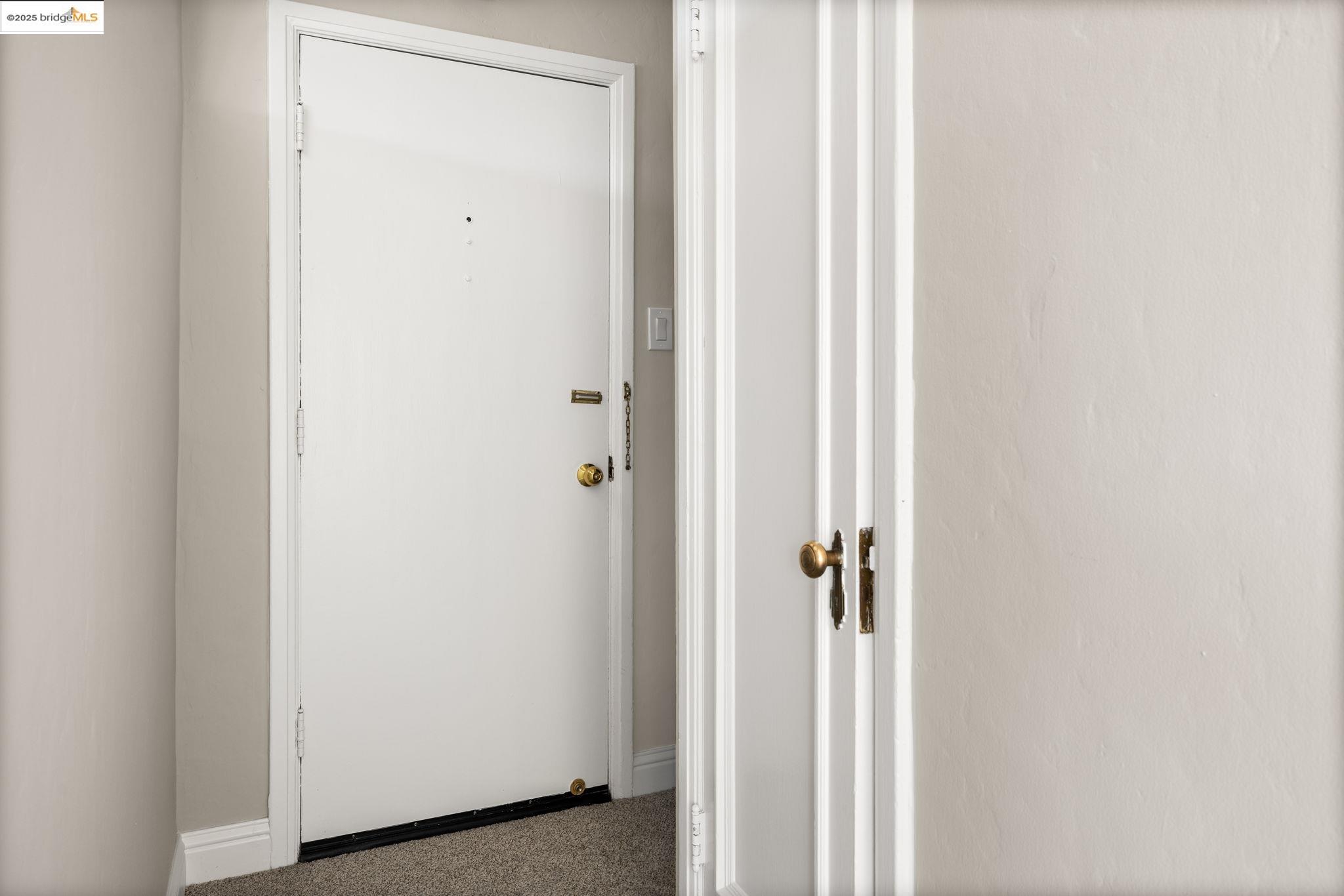631 O'Farrell Street, Unit 416 San Francisco, CA 94109 - Photo 27 of 30 a view of a hallway