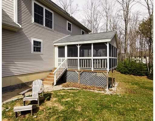21 Sofia Road Saco, ME 04072 - Photo 22 of 25 Patio/Deck.