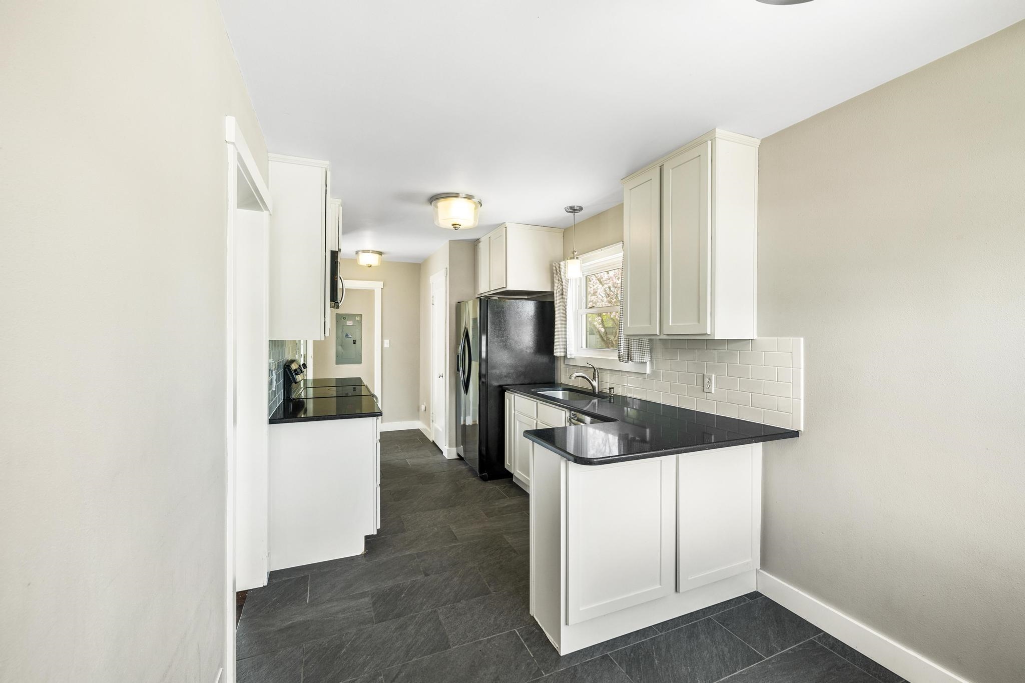 Undisclosed Address Spokane, WA 99203 - Photo 11 of 32