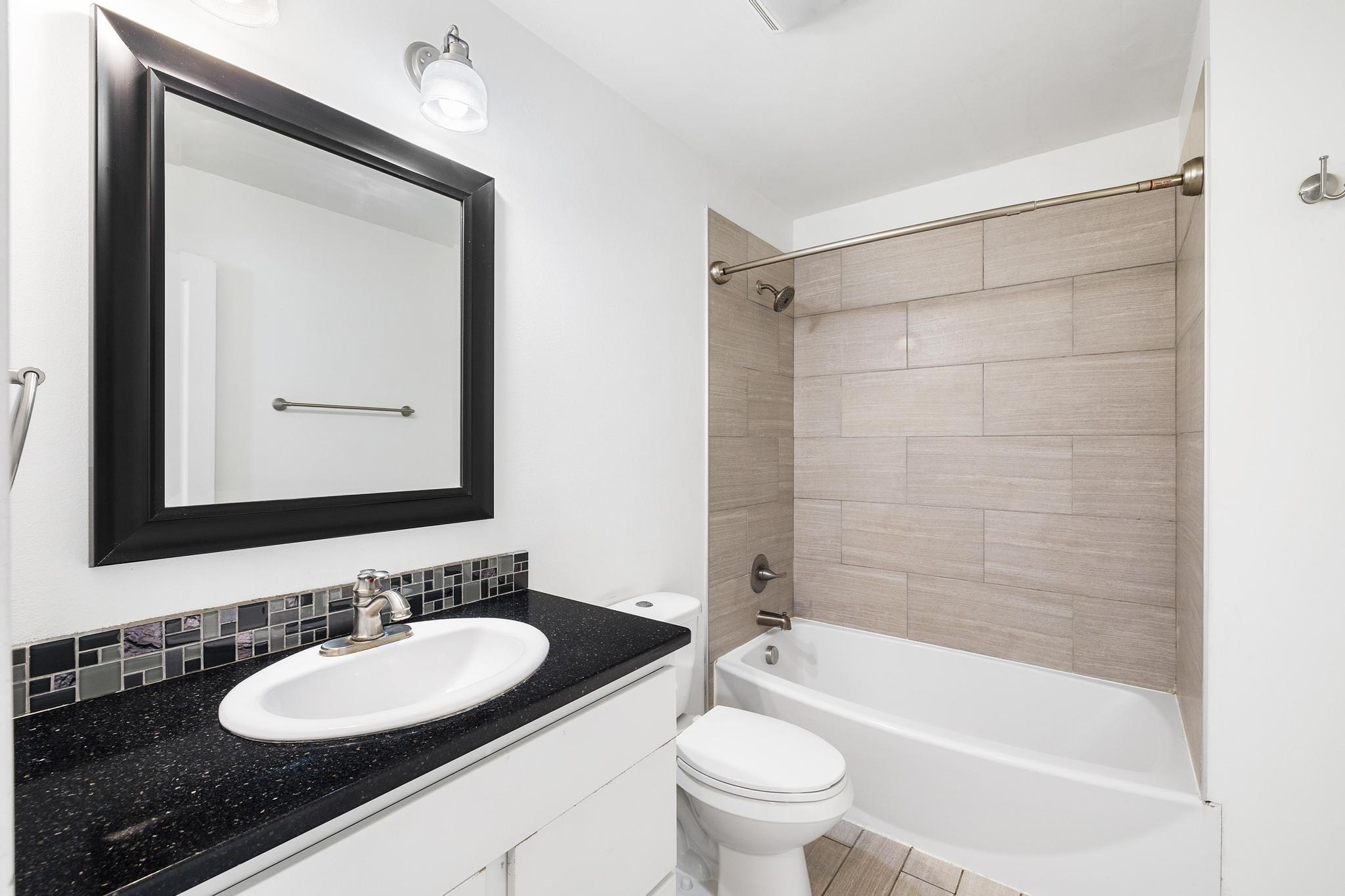 Undisclosed Address Spokane, WA 99203 - Photo 18 of 32