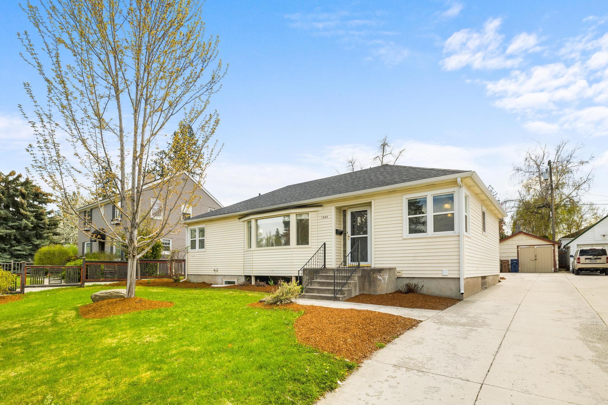 Undisclosed Address Spokane, WA 99203 - Photo 2 of 32