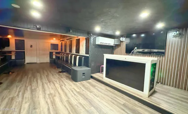 $950,000 | 1490 State Street, Schenectady, NY 12304