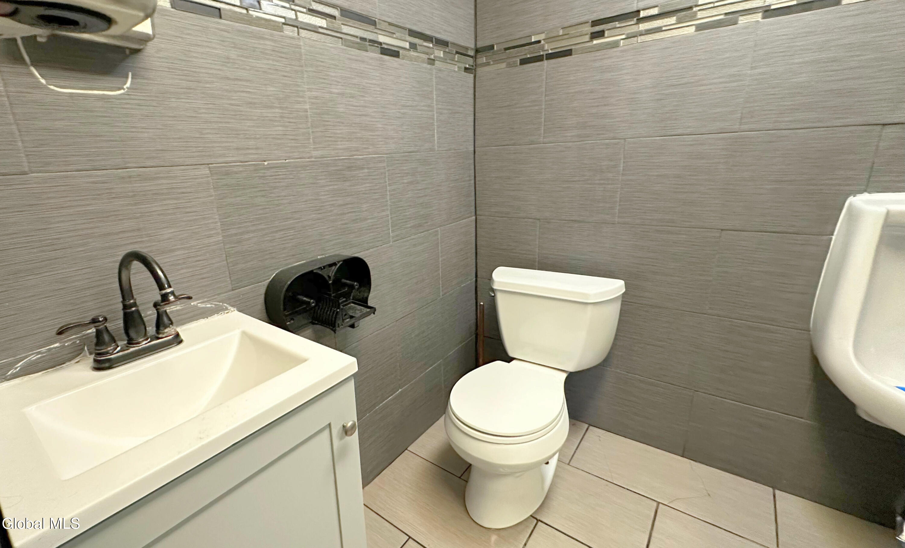 1490 State Street Schenectady, NY 12304 - Photo 33 of 54 45