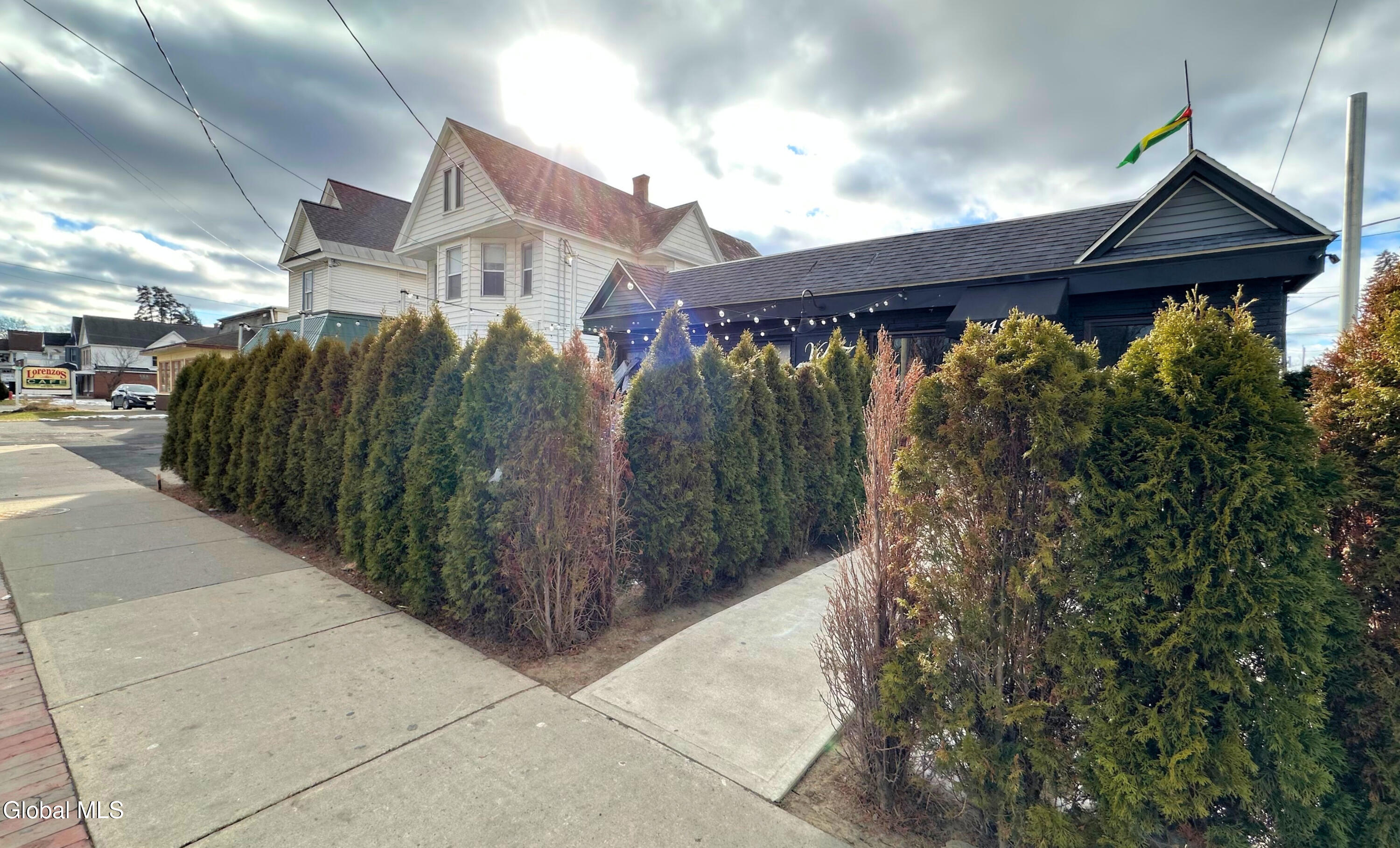 1490 State Street Schenectady, NY 12304 - Photo 34 of 54 5