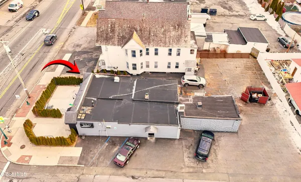 $950,000 | 1490 State Street, Schenectady, NY 12304