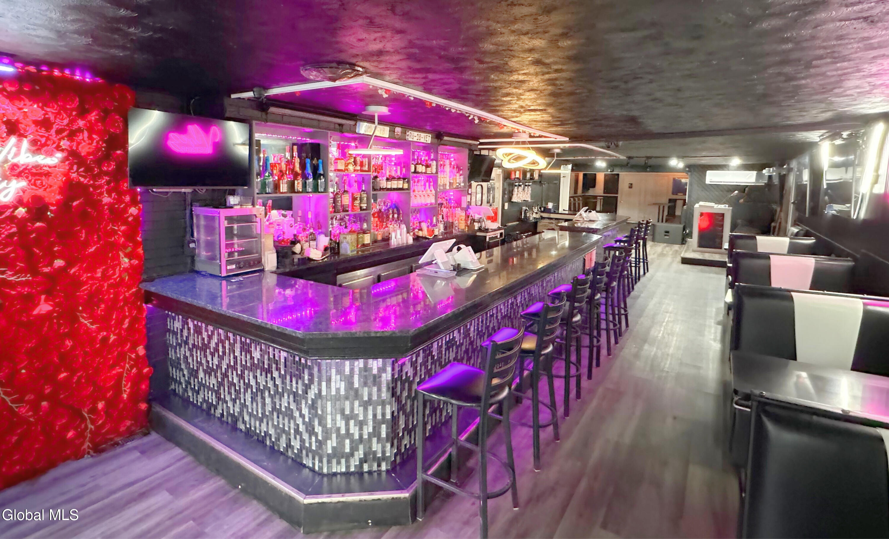 1490 State Street Schenectady, NY 12304 - Photo 7 of 54 15