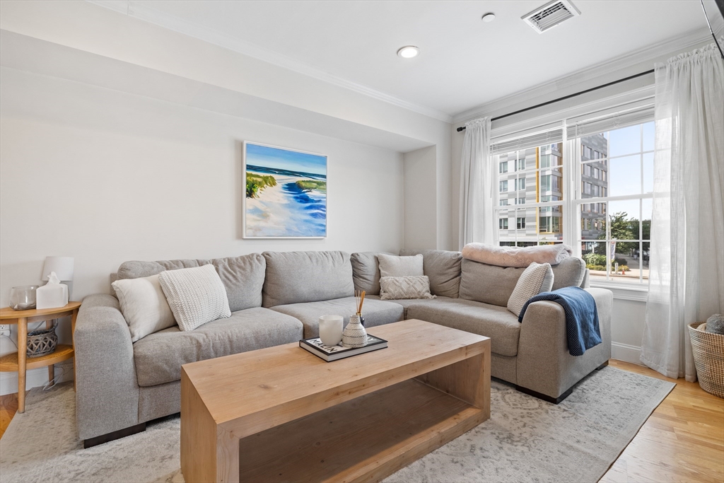463 Rutherford Avenue, Unit 202 Boston, MA 02129 - Photo 2 of 28 Gallery Image 2