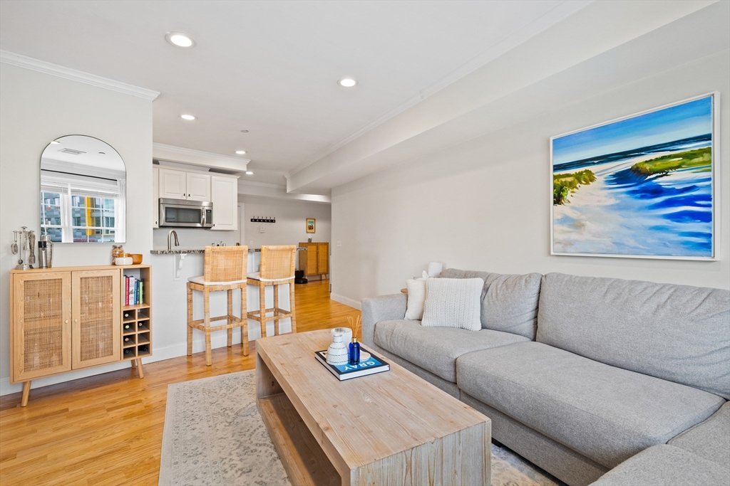 463 Rutherford Avenue, Unit 202 Boston, MA 02129 - Photo 3 of 28 Gallery Image 3