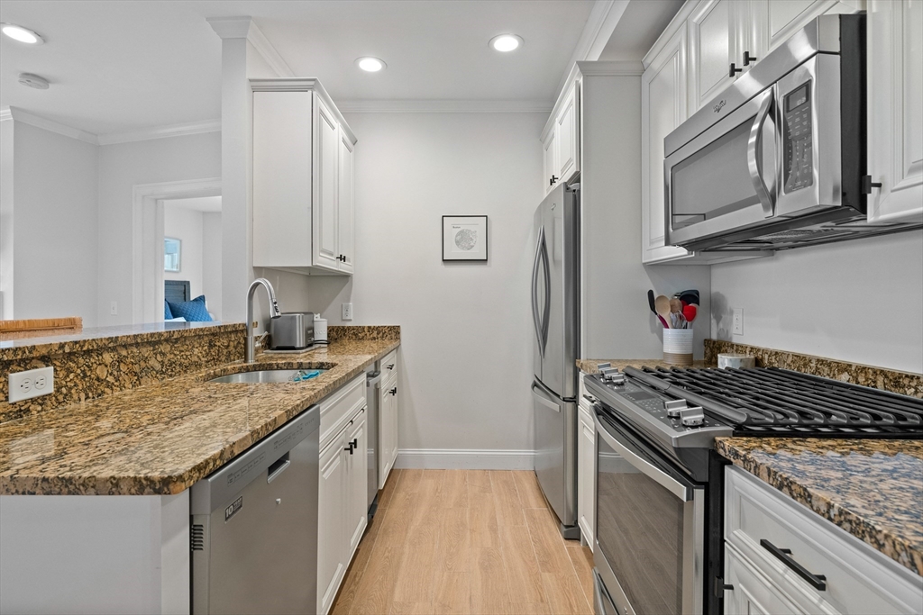 463 Rutherford Avenue, Unit 202 Boston, MA 02129 - Photo 6 of 28 Gallery Image 6