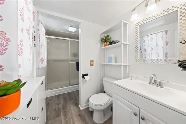 $3,950 | 1350 South Orlando Avenue, Cocoa Beach, FL 32931