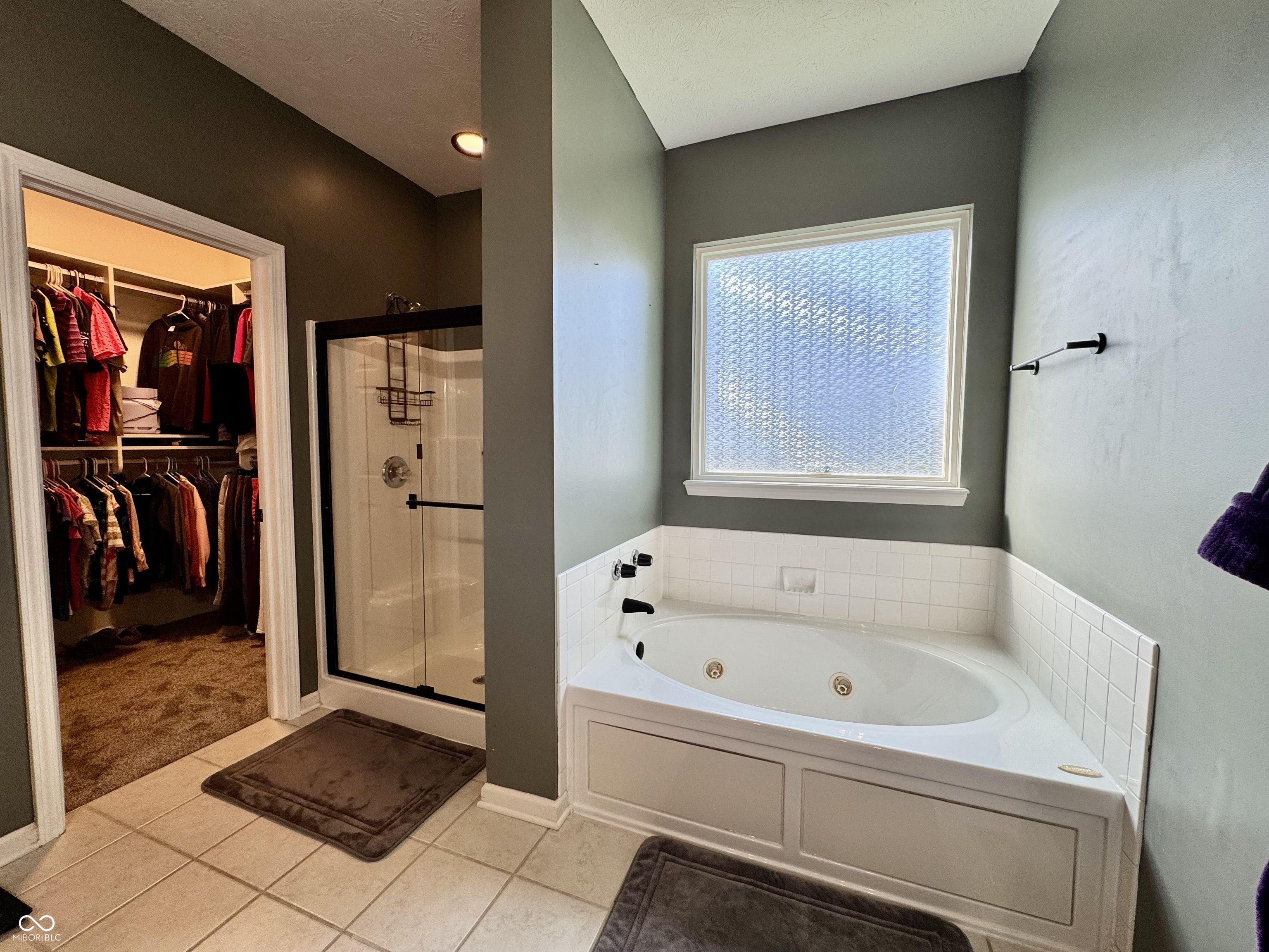 568 Georgetown Road Greenwood, IN 46142 - Photo 8 of 19 Gallery Image 8