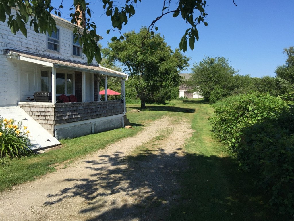 950 Division Road Dartmouth, MA 02748 - Photo 4 of 16