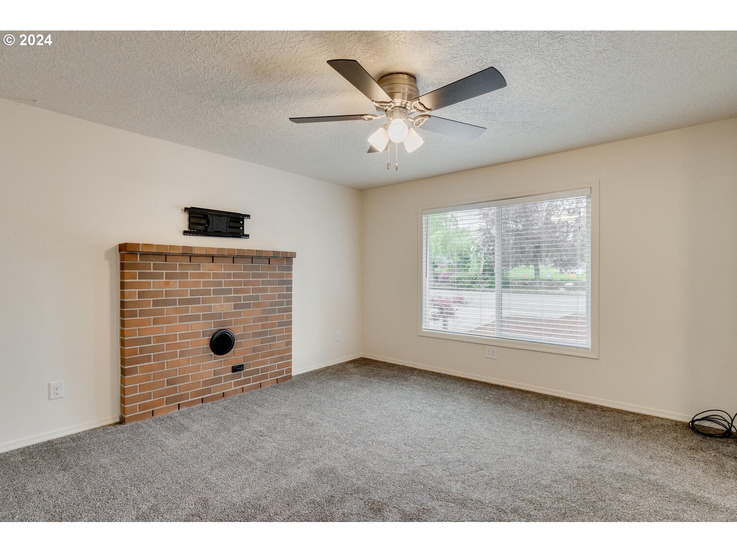 1610 Northwest 27th Avenue Camas, WA 98607 - Photo 6 of 26 Gallery Image 6