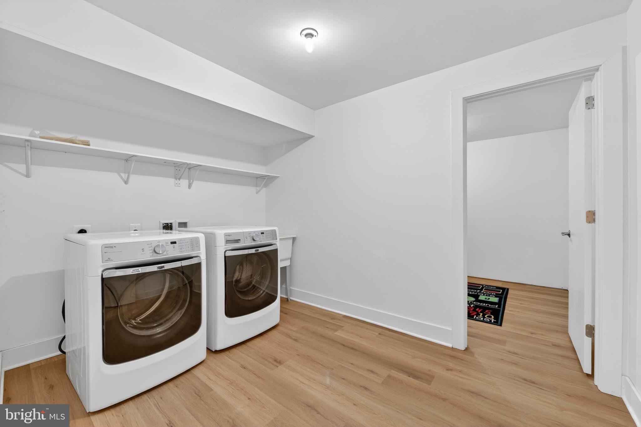 1605 Apricot Court Reston, VA 20190 - Photo 27 of 30