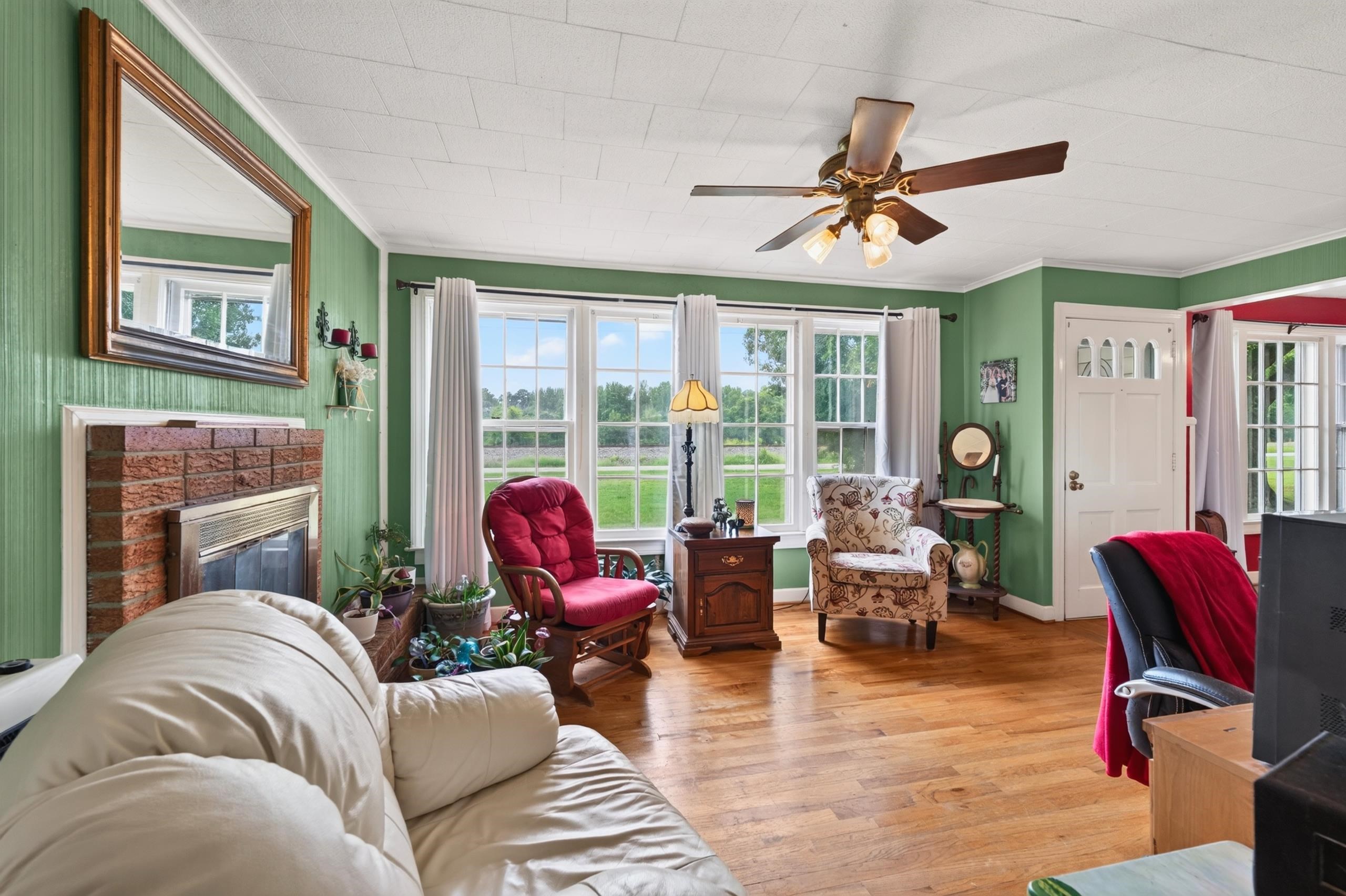Den & Family Room
