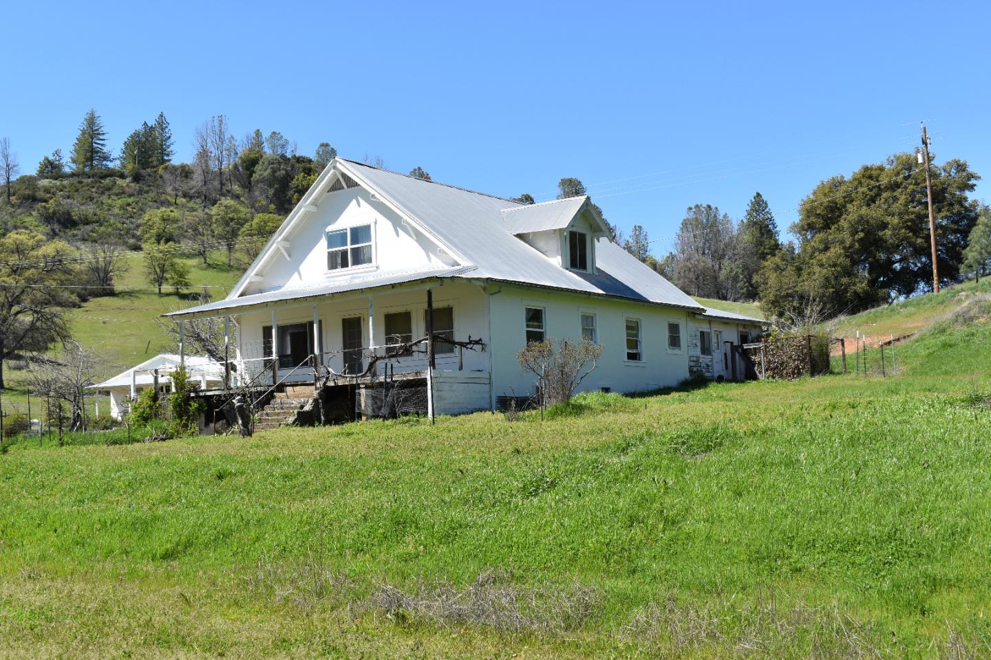 4086 Railroad Flat Road Mountain Ranch, CA 95245 - Photo 1 of 13