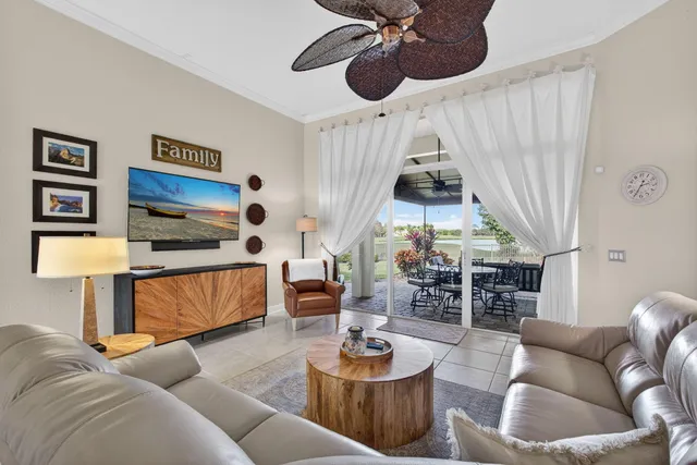 $890,000 | 7650 Preserve Drive, West Palm Beach, FL 33412