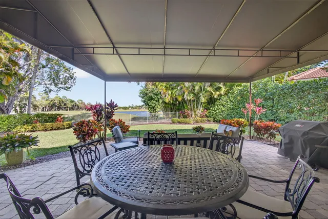 $890,000 | 7650 Preserve Drive, West Palm Beach, FL 33412